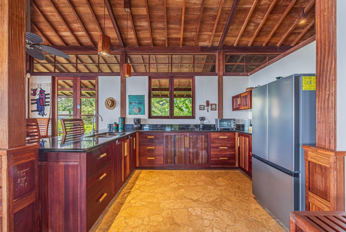 PROPERTY WITH TWO BEDROOMS IN THE MOUNTAIN, IN HATILLO – 1.37 ACRES