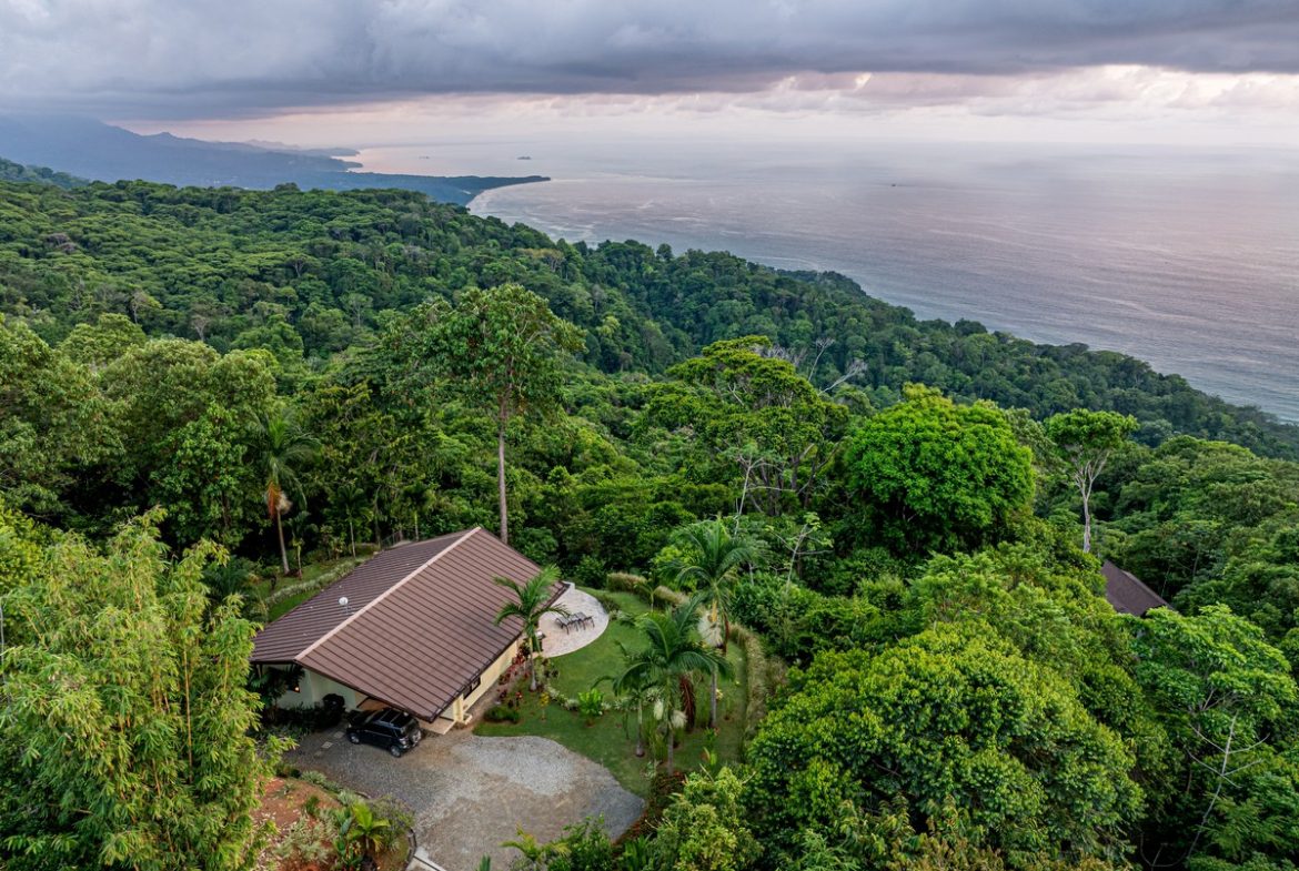 PROPERTY WITH TWO BEDROOM IN A GATED COMMUNITY, IN ESCALERAS COSTA VERDE – 2 ACRES, Uvita, Costa Rica — photo 1
