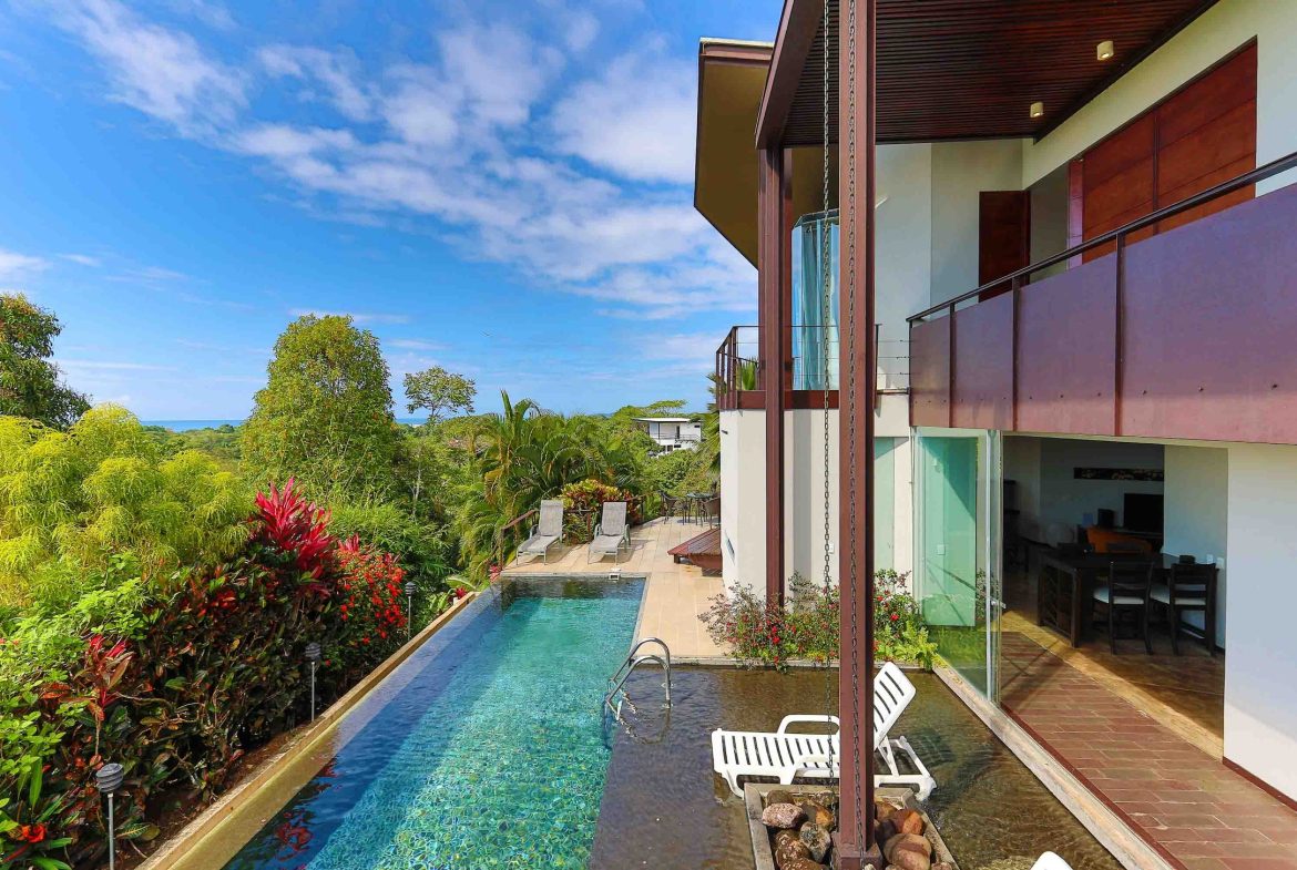 5 BEDROOM PLUS GUEST HOUSE IN BEJUCO NEAR PARRITA – 2.97 ACRES