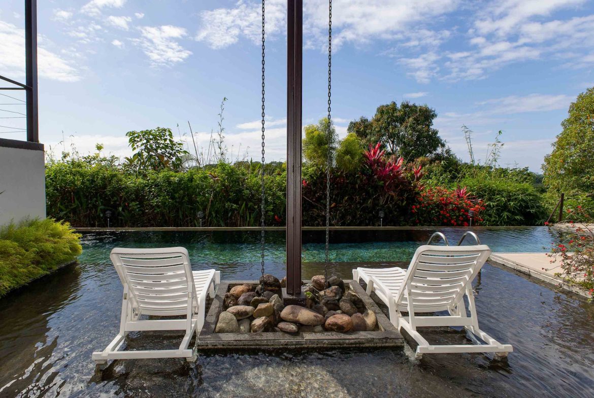 PROPERTY WITH FIVE BEDROOM AND GUEST HOUSE ,IN BEJUCO NEAR TO PARRITA – 2.97 ACRES, Uvita, Costa Rica — photo 3