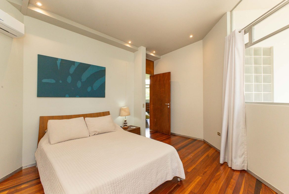 5 BEDROOM PLUS GUEST HOUSE IN BEJUCO NEAR PARRITA – 2.97 ACRES