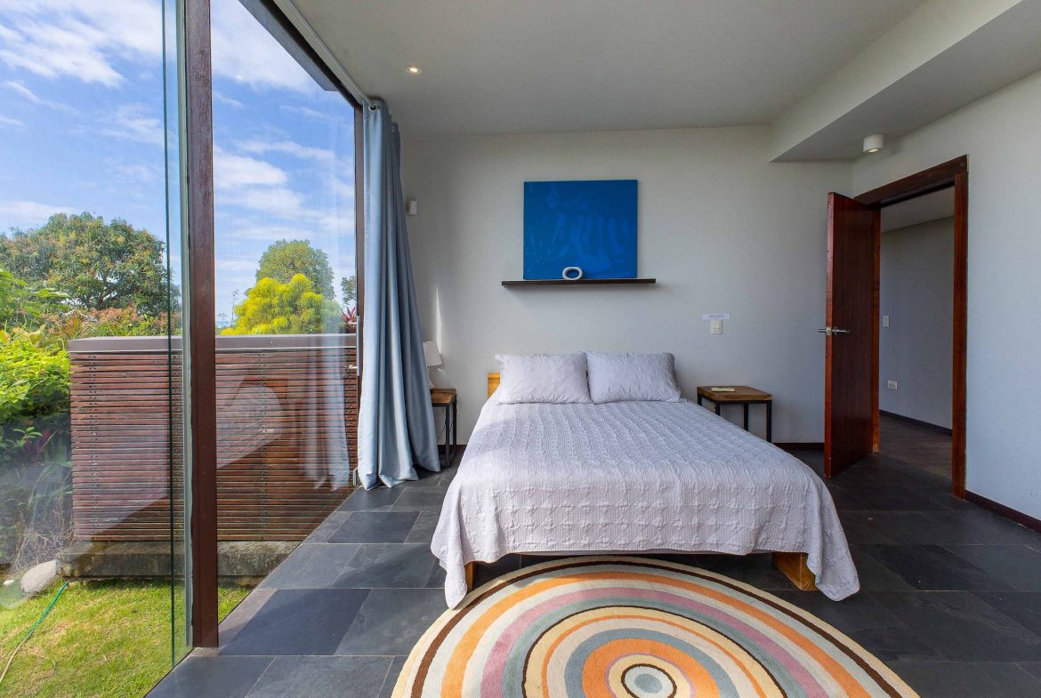 5 BEDROOM PLUS GUEST HOUSE IN BEJUCO NEAR PARRITA – 2.97 ACRES