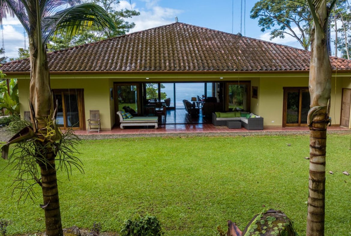 JUNGLE PROPERTY WITH FIVE BEDROOM AND OCEAN VIEWS, IN ESCALERAS – 0.84 ACRES, Uvita, Costa Rica — photo 3
