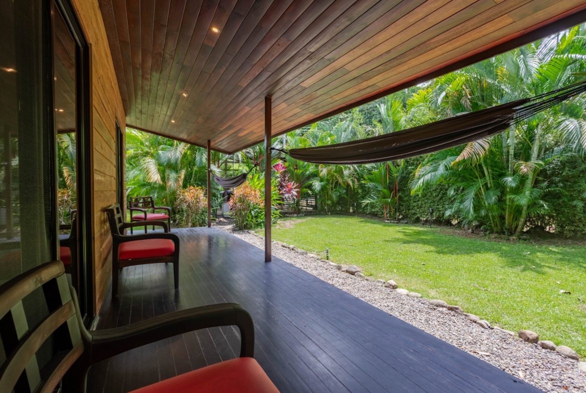 CASA JARDIN PROPERTY WITH TWO BEDROOMS, IN BAHIA BALLENA – 0.12 ACRES