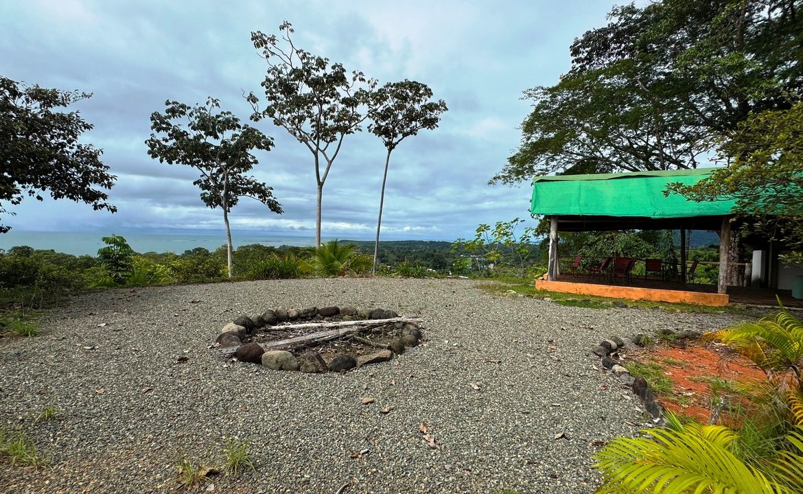 HOTEL PROPERTY WITH TWELVE BEDROOM AND OCEAN VIEWS, IN LA COLONIA – 1.5 ACRES
