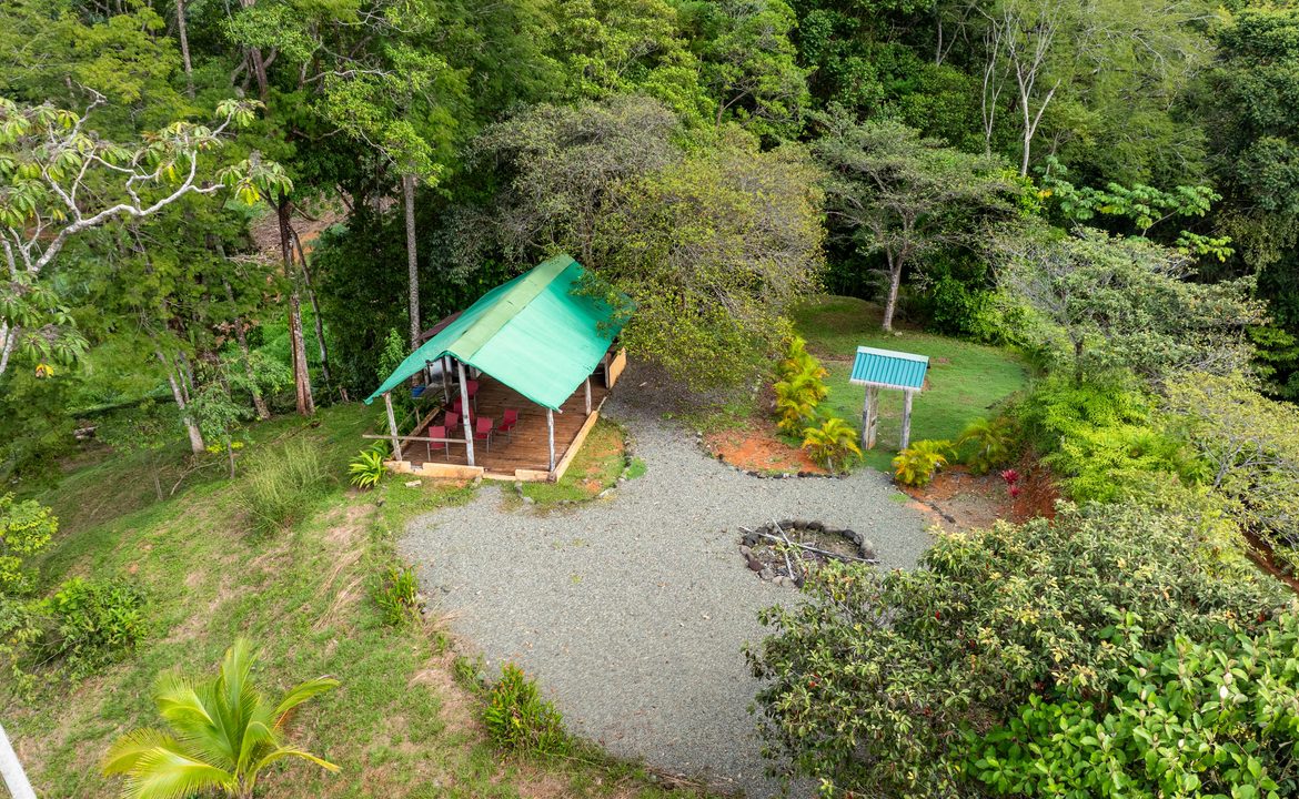 HOTEL PROPERTY WITH TWELVE BEDROOM AND OCEAN VIEWS, IN LA COLONIA – 1.5 ACRES