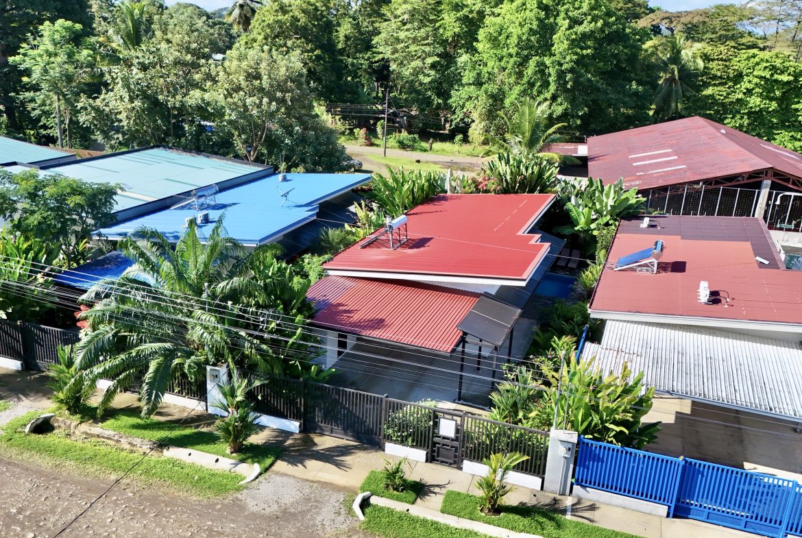 PROPERTY WITH TWO BEDROOM, NEAR TO EVERYTHING, IN UVITA – 0.095 ACRES, Uvita, Costa Rica — photo 3