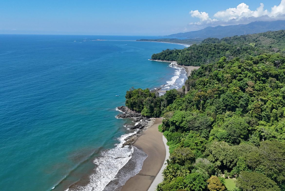Rare Beachfront Lot Privately Located in Ballena Beach