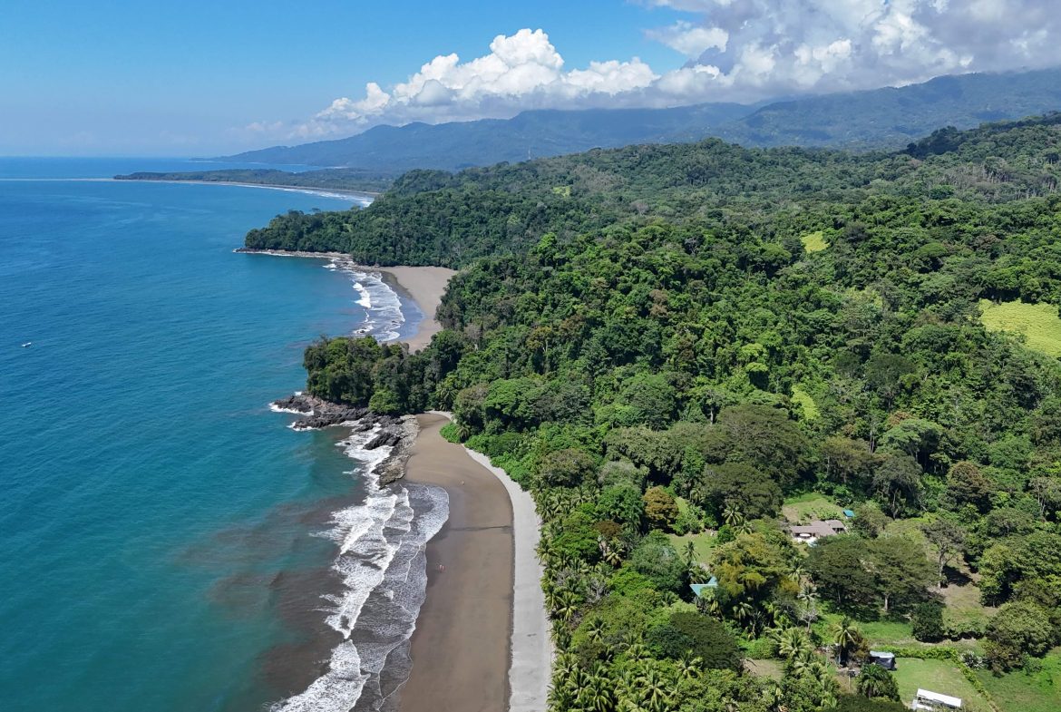 Rare Beachfront Lot Privately Located in Ballena Beach