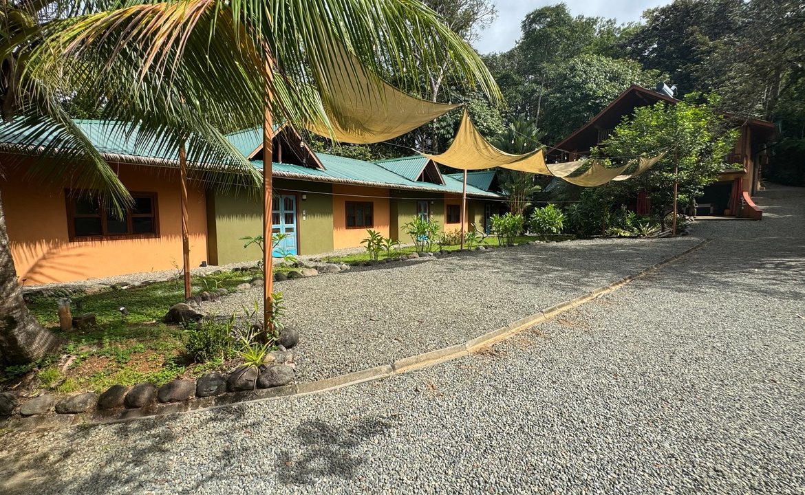 HOTEL PROPERTY WITH TWELVE BEDROOM AND OCEAN VIEWS, IN LA COLONIA – 1.5 ACRES