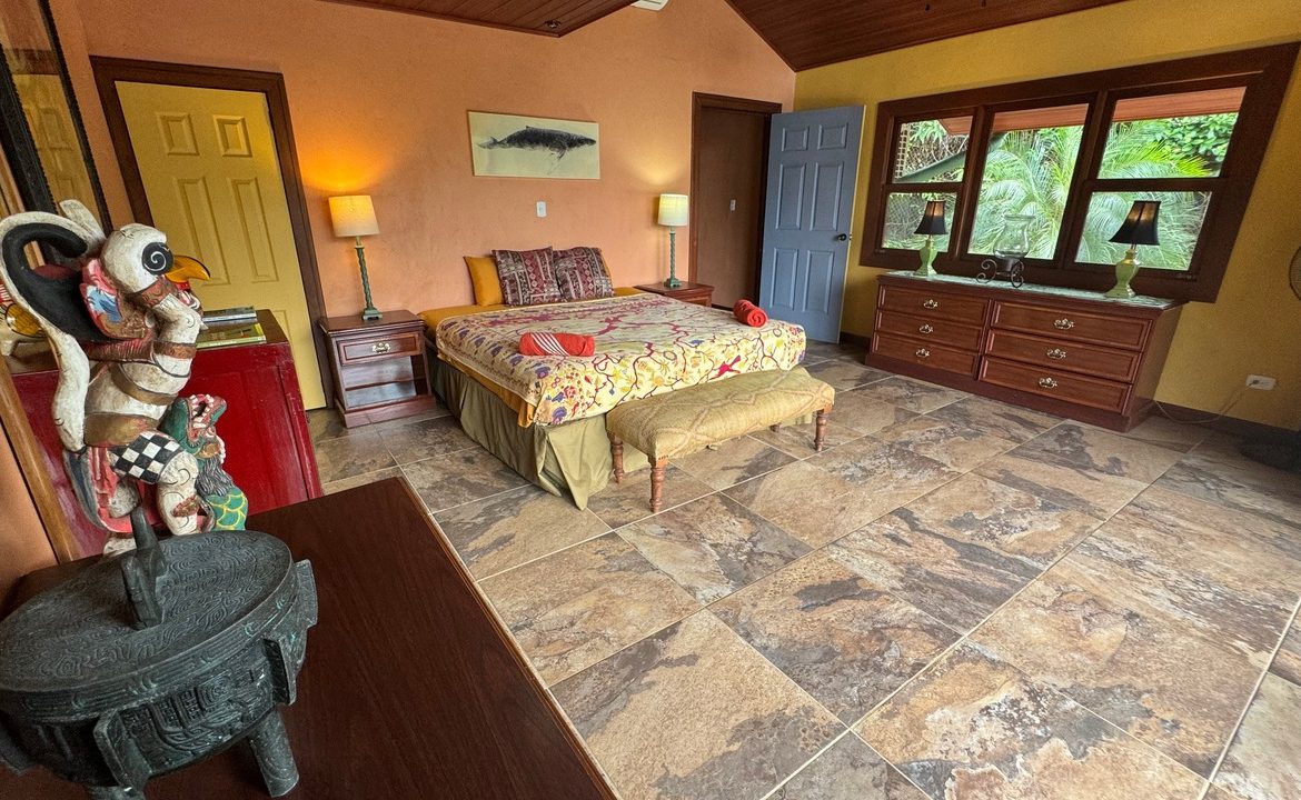HOTEL PROPERTY WITH TWELVE BEDROOM AND OCEAN VIEWS, IN LA COLONIA – 1.5 ACRES