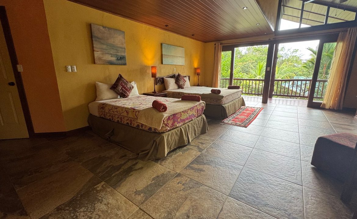 HOTEL PROPERTY WITH TWELVE BEDROOM AND OCEAN VIEWS, IN LA COLONIA – 1.5 ACRES