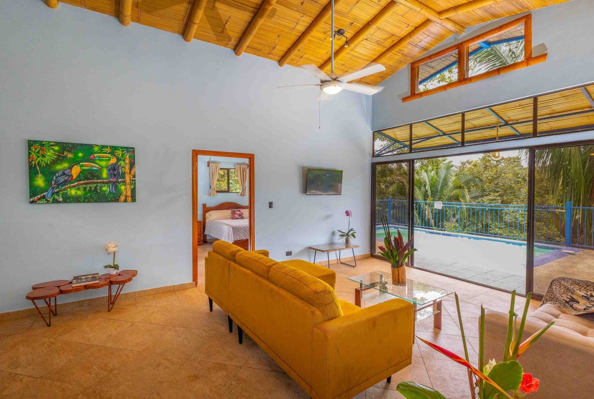 CASA CAYENA PROPERTY WITH THREE BEDROOM IN A GATED COMMUNITY, IN QUEPOS – 1.23 ACRES