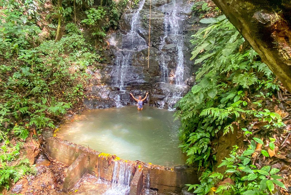 PROPERTY WITH TWO FLOOR AND THREE BEDROOM WITH JUNGLE VIEWS, IN OJOCHAL – 3.5 ACRES