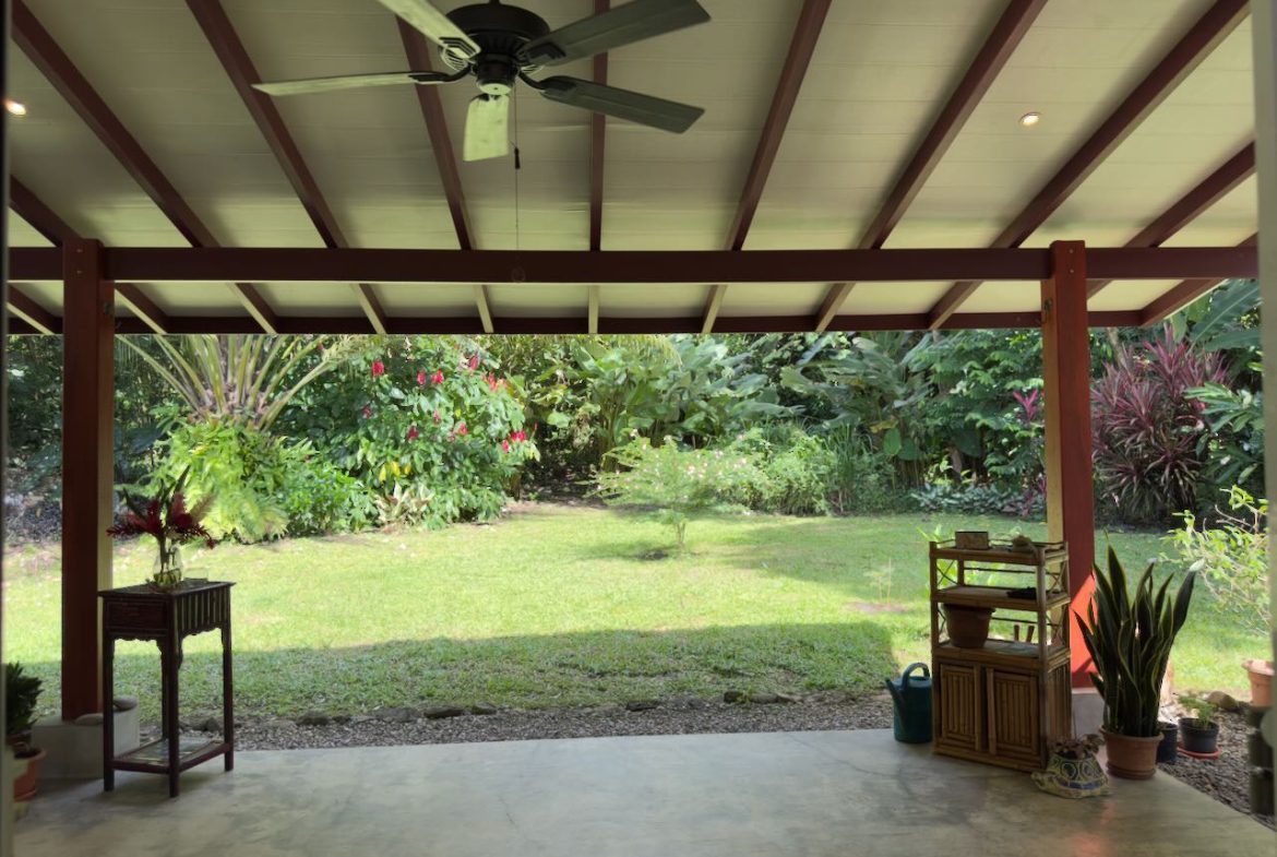 PROPERTY WITH TWO BEDROOM AND PEACEFUL GARDEN, IN OJOCHAL – 7.23 ACRES
