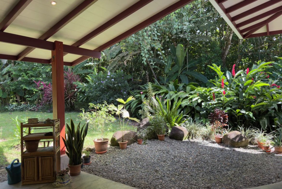 PROPERTY WITH TWO BEDROOM AND PEACEFUL GARDEN, IN OJOCHAL – 7.23 ACRES