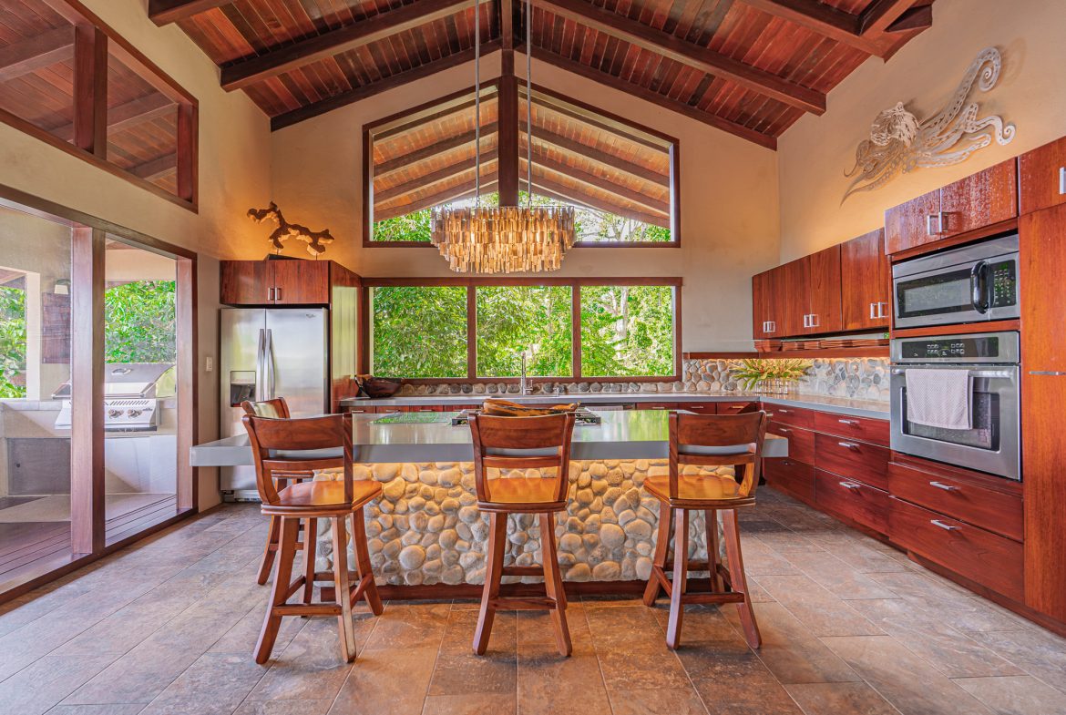 CASA POR FIN – ICONIC OCEAN VIEW ESTATE WITH PRIVATE RAINFOREST SANCTUARY