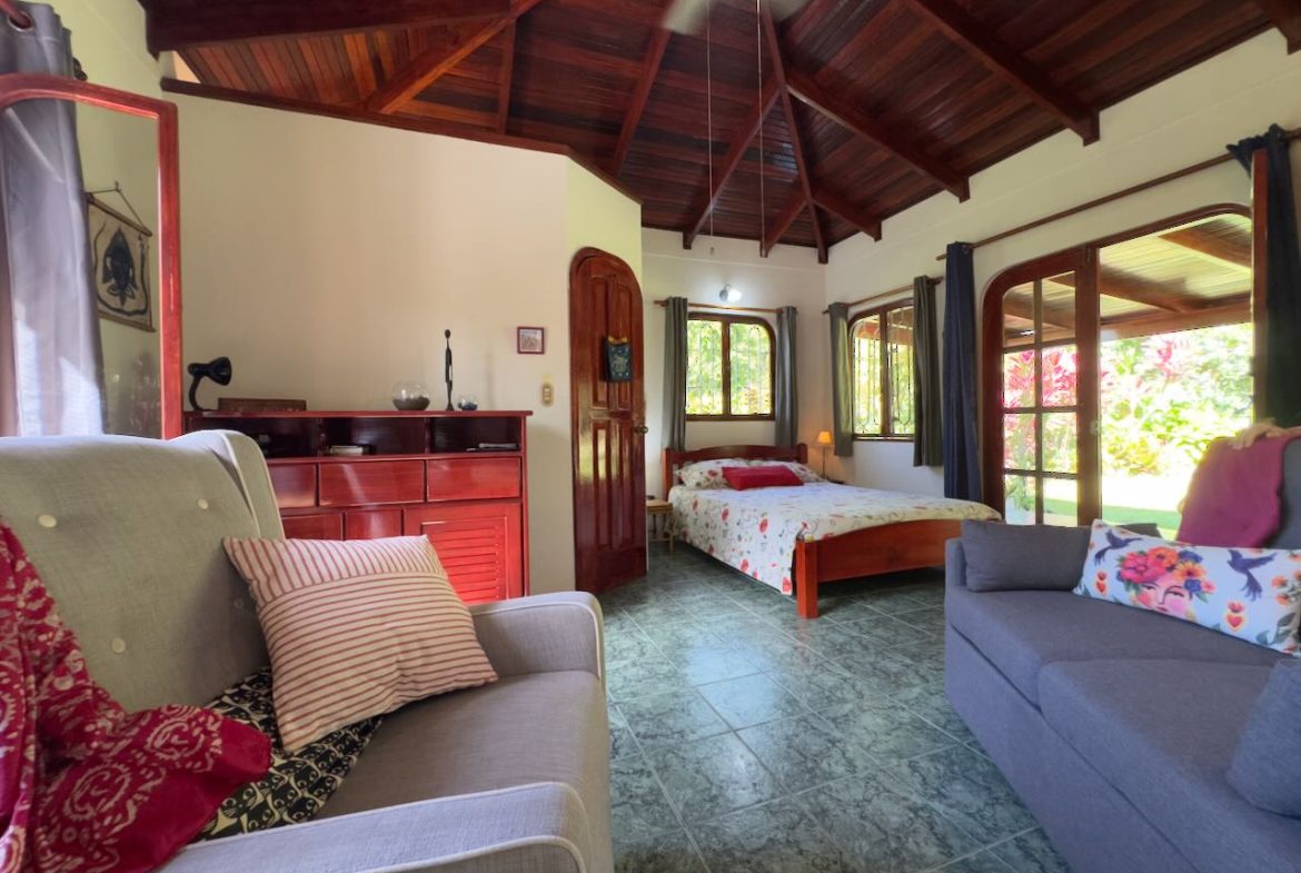 PROPERTY WITH TWO BEDROOM AND PEACEFUL GARDEN, IN OJOCHAL – 7.23 ACRES