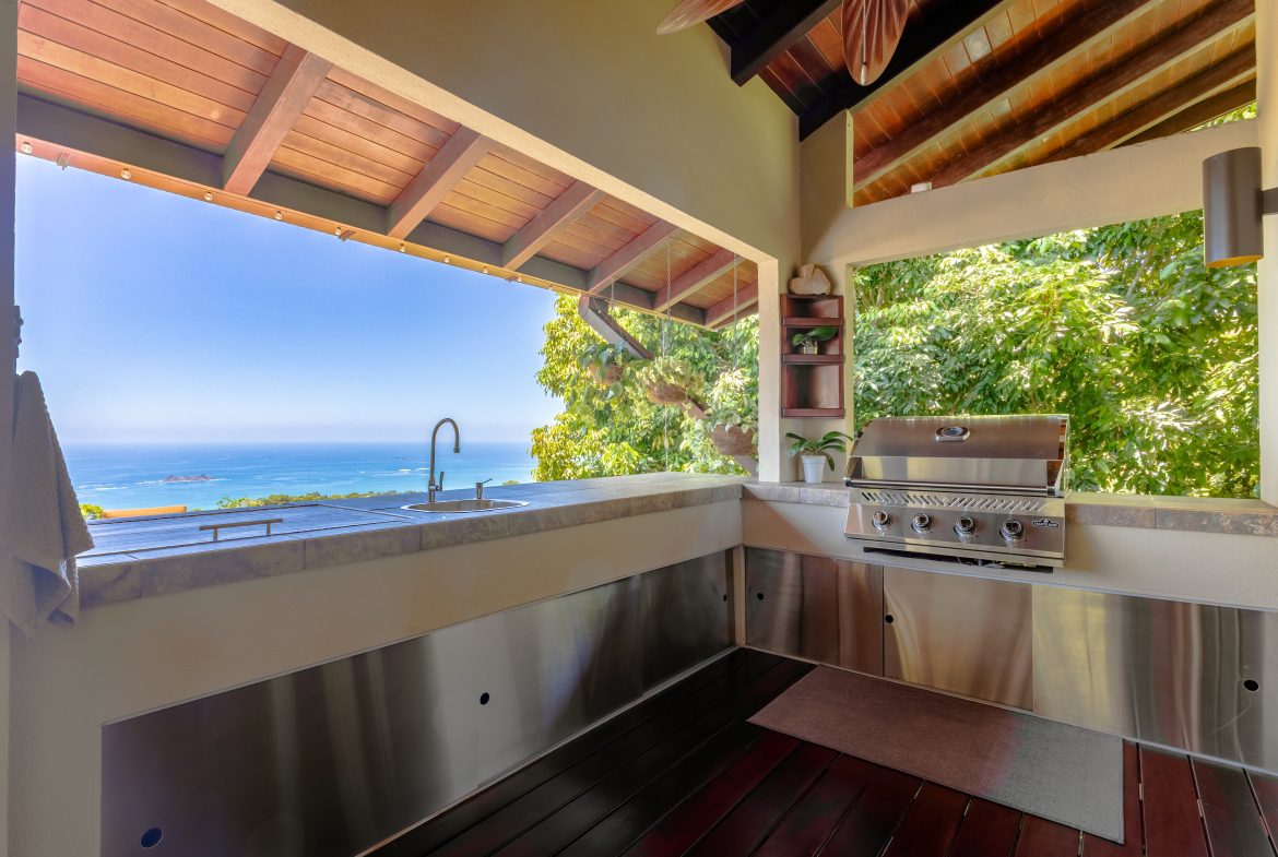 CASA POR FIN – ICONIC OCEAN VIEW ESTATE WITH PRIVATE RAINFOREST SANCTUARY