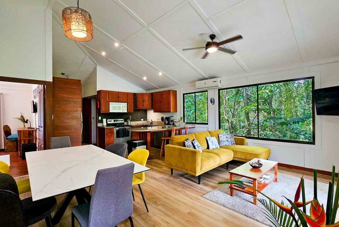 CASA MACAW PROPERTY WITH TWO BEDROOM IN A GATED COMMUNITY, IN QUEPOS – 0.037 ACRES