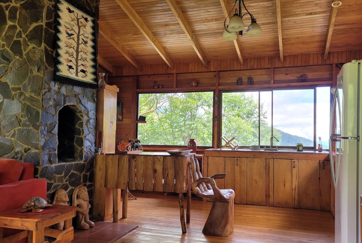 PROPERTY WITH A GUEST HOUSE WITH  MONTE CHIRRIPO VIEWS, IN SAN GERARDO RIVAS – 2.47 ACRES