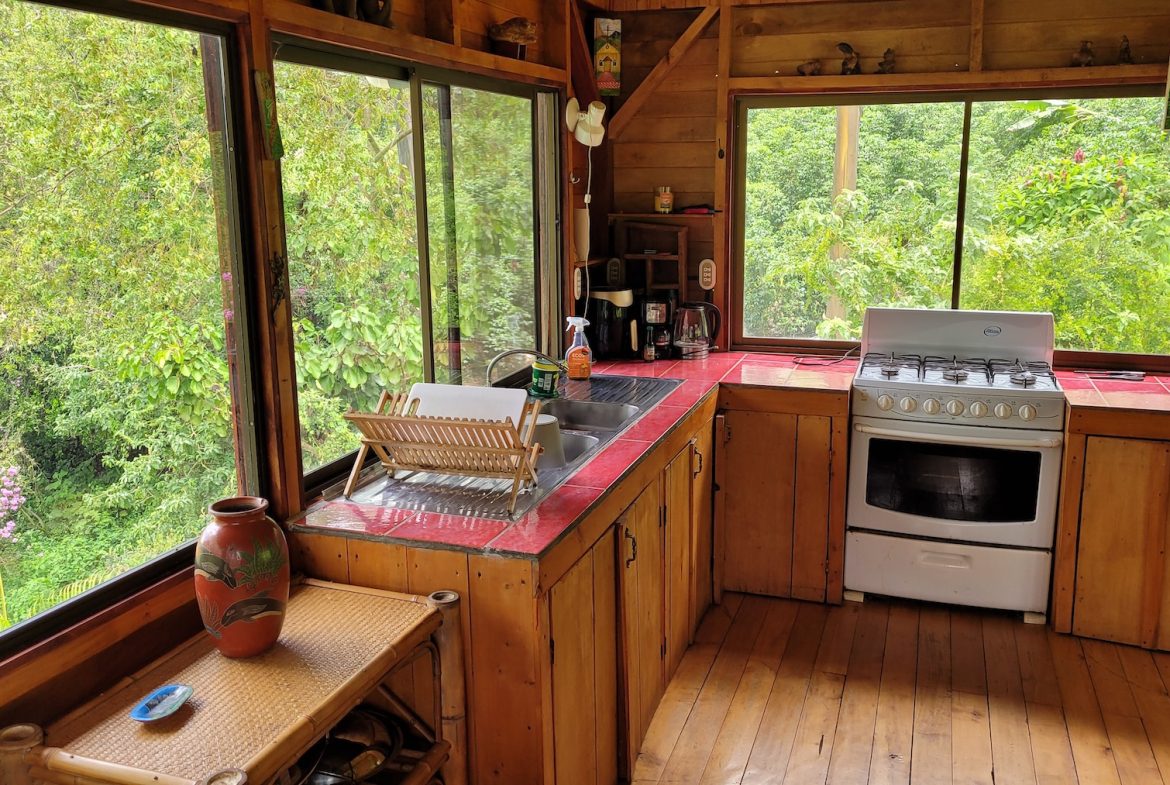 PROPERTY WITH A GUEST HOUSE WITH  MONTE CHIRRIPO VIEWS, IN SAN GERARDO RIVAS – 2.47 ACRES