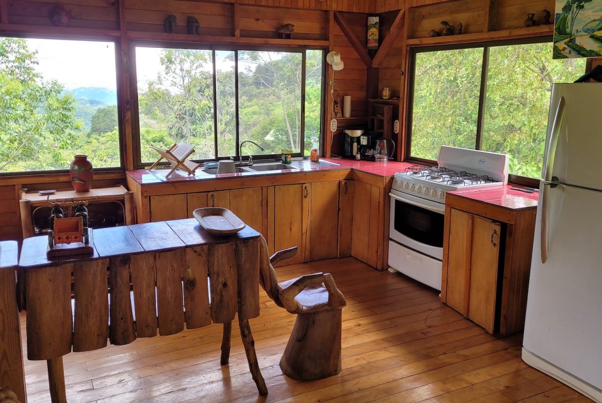 PROPERTY WITH A GUEST HOUSE WITH  MONTE CHIRRIPO VIEWS, IN SAN GERARDO RIVAS – 2.47 ACRES