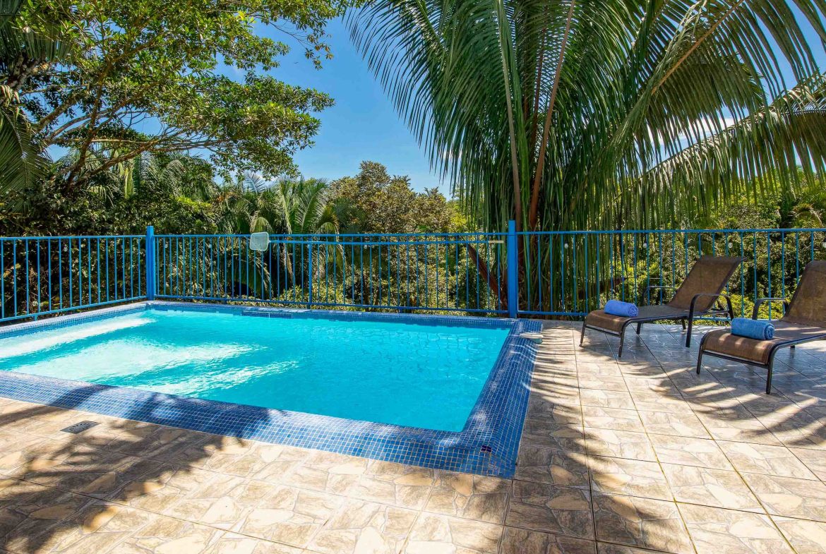 CASA CAYENA PROPERTY WITH THREE BEDROOM IN A GATED COMMUNITY, IN QUEPOS – 1.23 ACRES