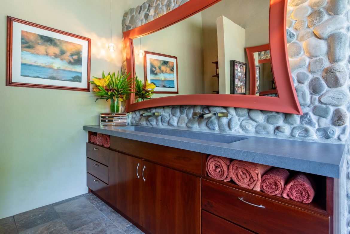 CASA POR FIN – ICONIC OCEAN VIEW ESTATE WITH PRIVATE RAINFOREST SANCTUARY