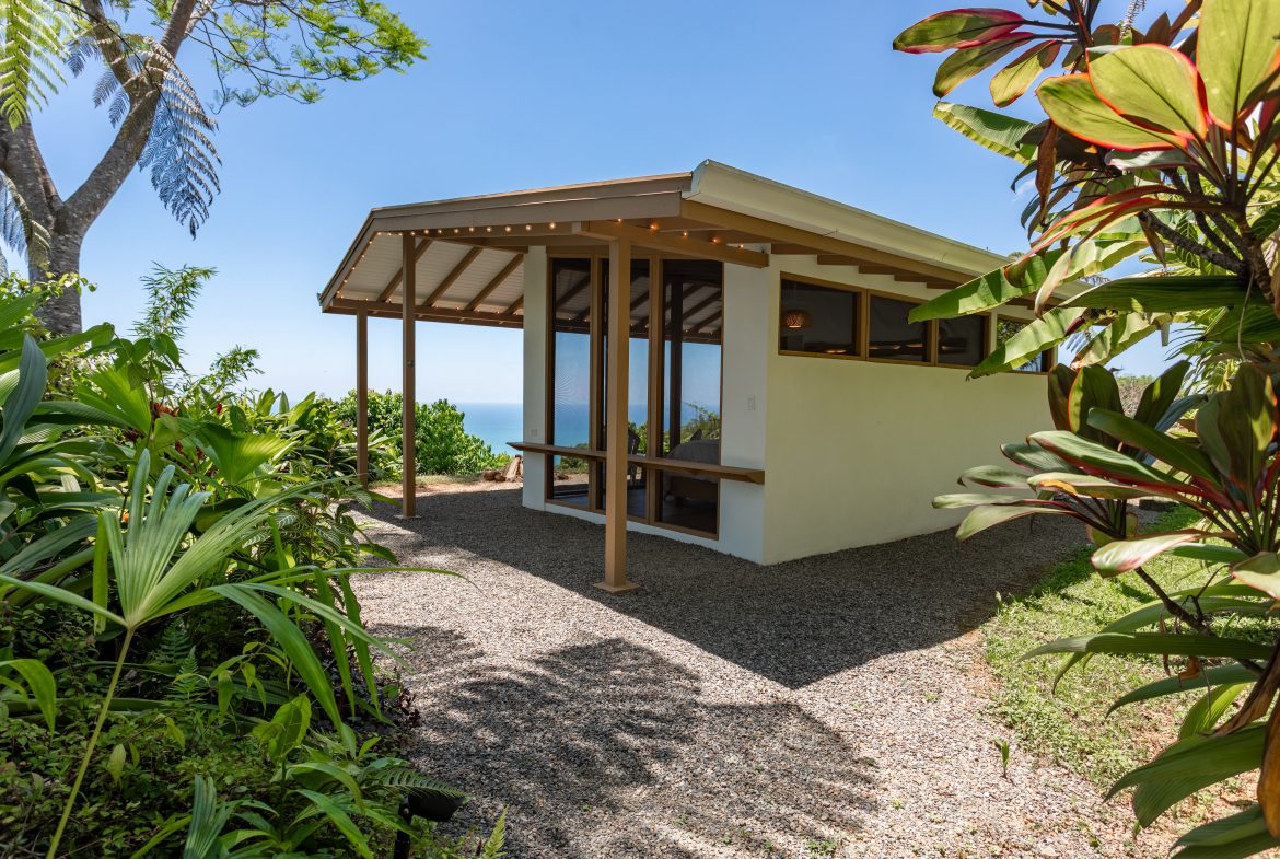 CASA POR FIN – ICONIC OCEAN VIEW ESTATE WITH PRIVATE RAINFOREST SANCTUARY
