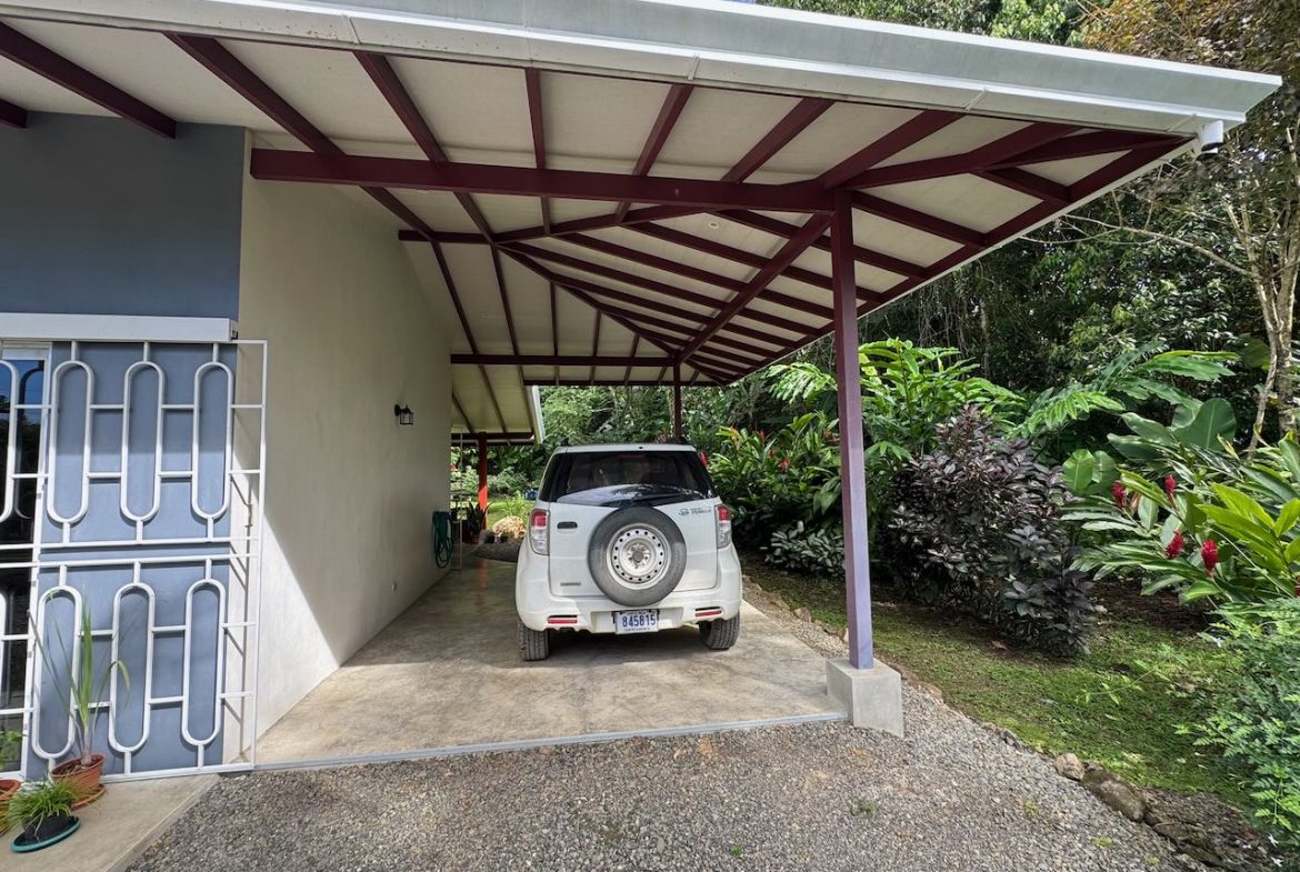 PROPERTY WITH TWO BEDROOM AND PEACEFUL GARDEN, IN OJOCHAL – 7.23 ACRES
