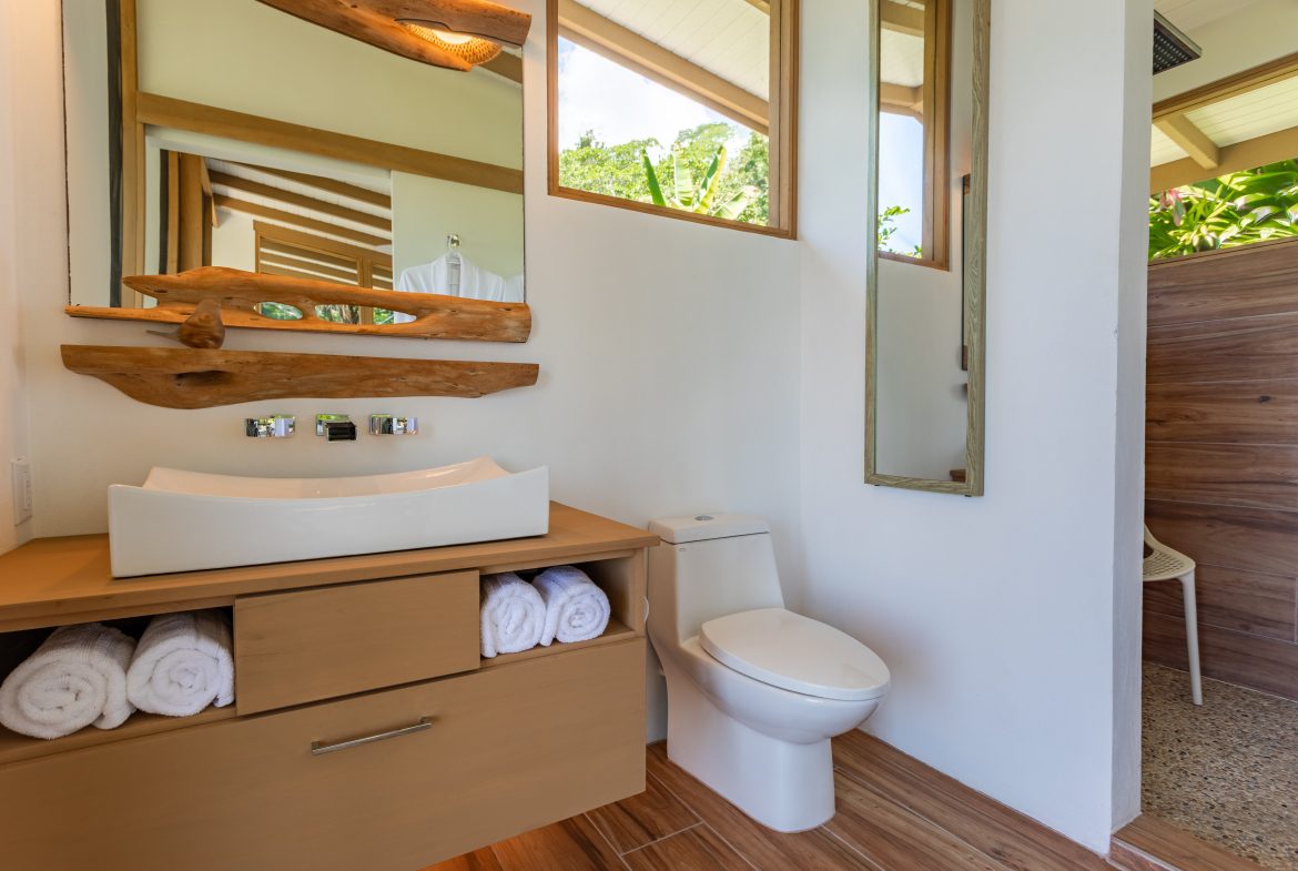 CASA POR FIN – ICONIC OCEAN VIEW ESTATE WITH PRIVATE RAINFOREST SANCTUARY
