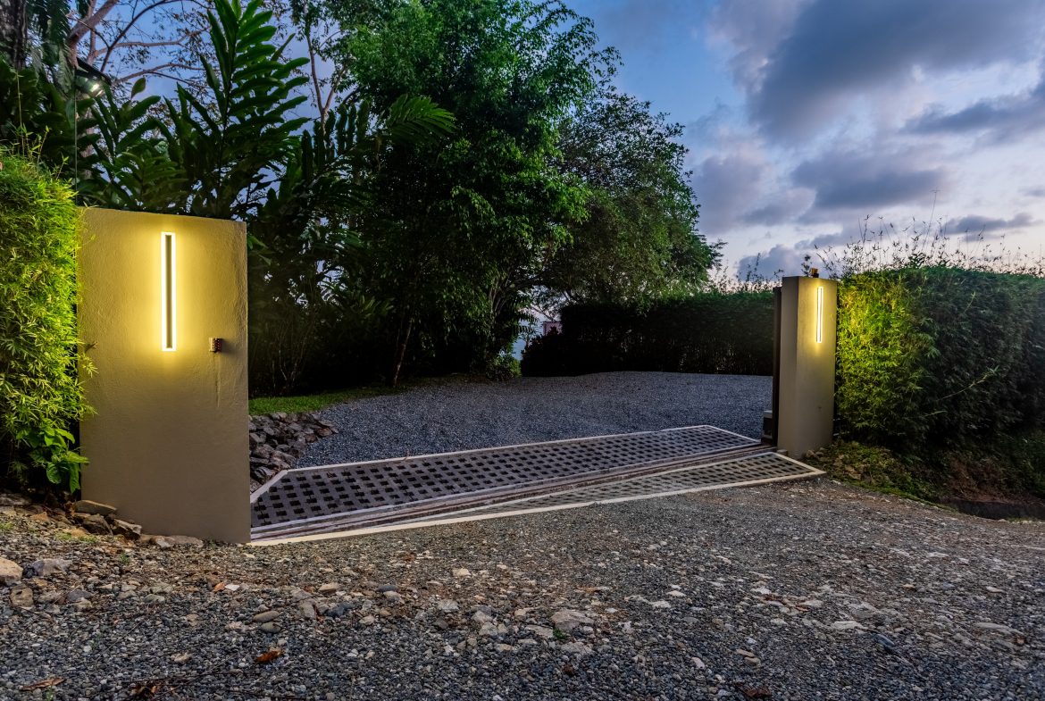 CASA POR FIN – ICONIC OCEAN VIEW ESTATE WITH PRIVATE RAINFOREST SANCTUARY