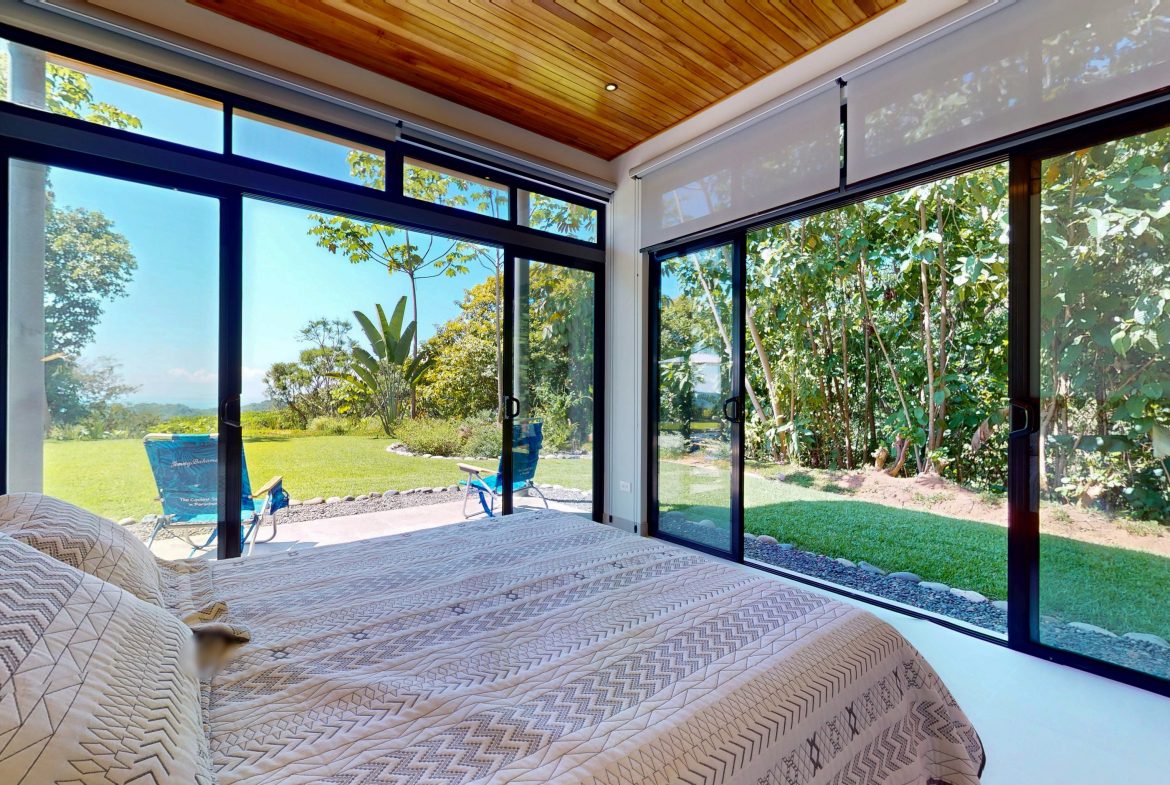TWO FLOOR PROPERTY WITH THREE BEDROOM AND MOUNTAIN VIEWS, IN OJOCHAL – 1.58 ACRES