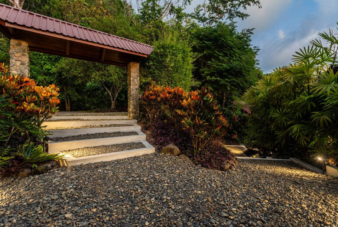 CASA POR FIN – ICONIC OCEAN VIEW ESTATE WITH PRIVATE RAINFOREST SANCTUARY