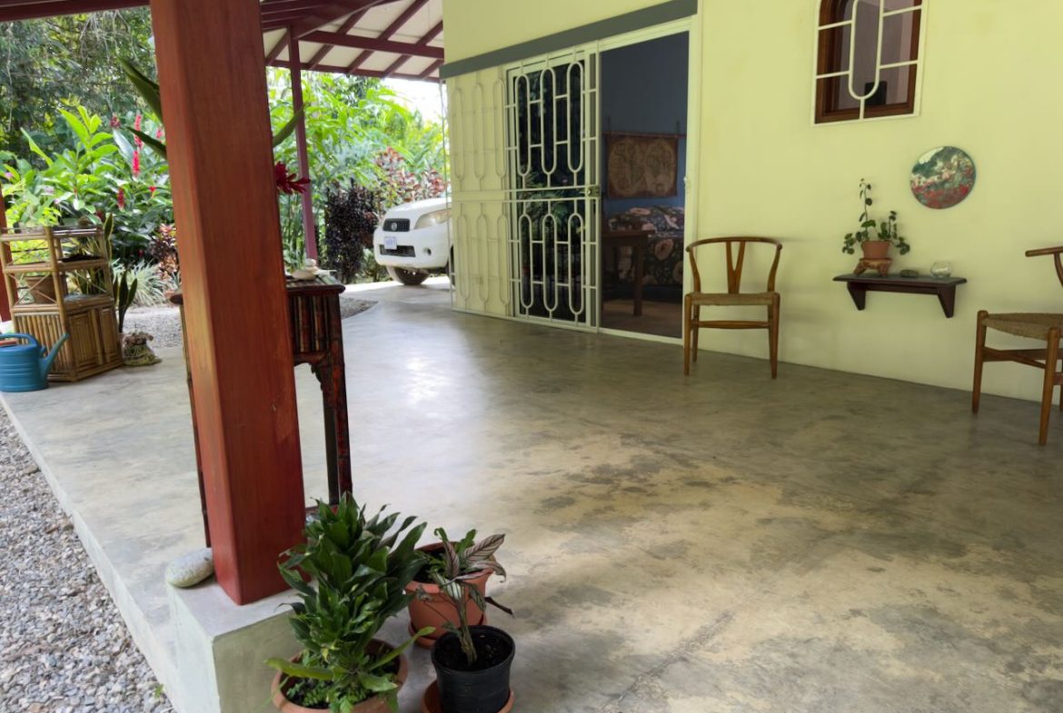 PROPERTY WITH TWO BEDROOM AND PEACEFUL GARDEN, IN OJOCHAL – 7.23 ACRES