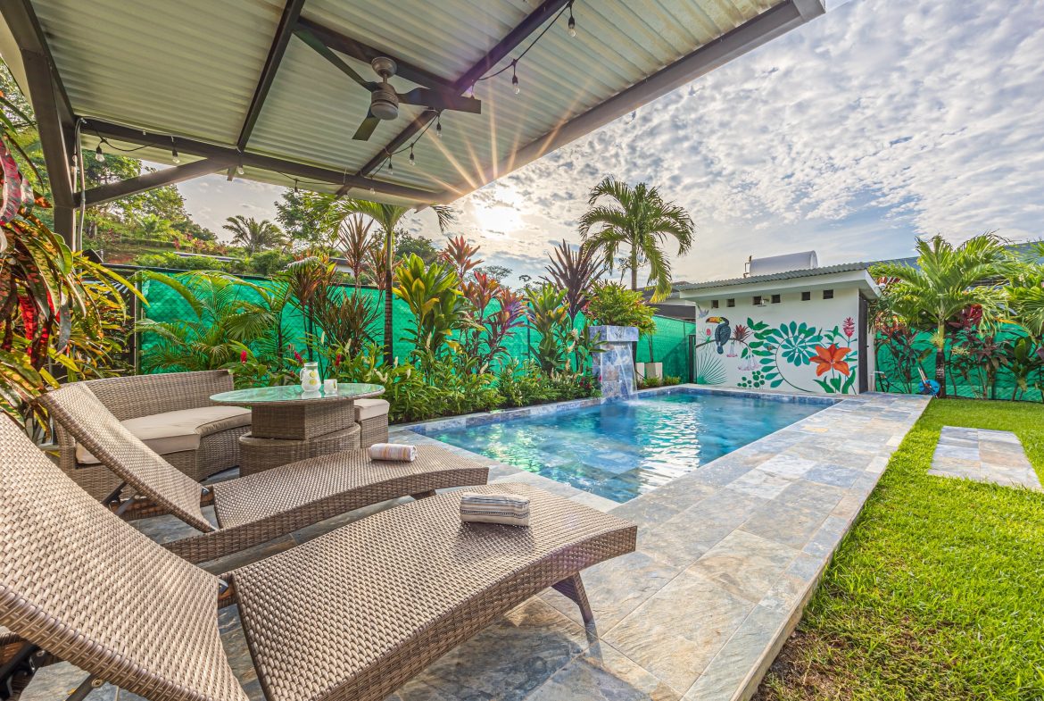 CASA TROPICAL PROPERTY WITH THREE BEDROOMS, IN BAHIA BALLENA CENTER – 0.12 ACRES