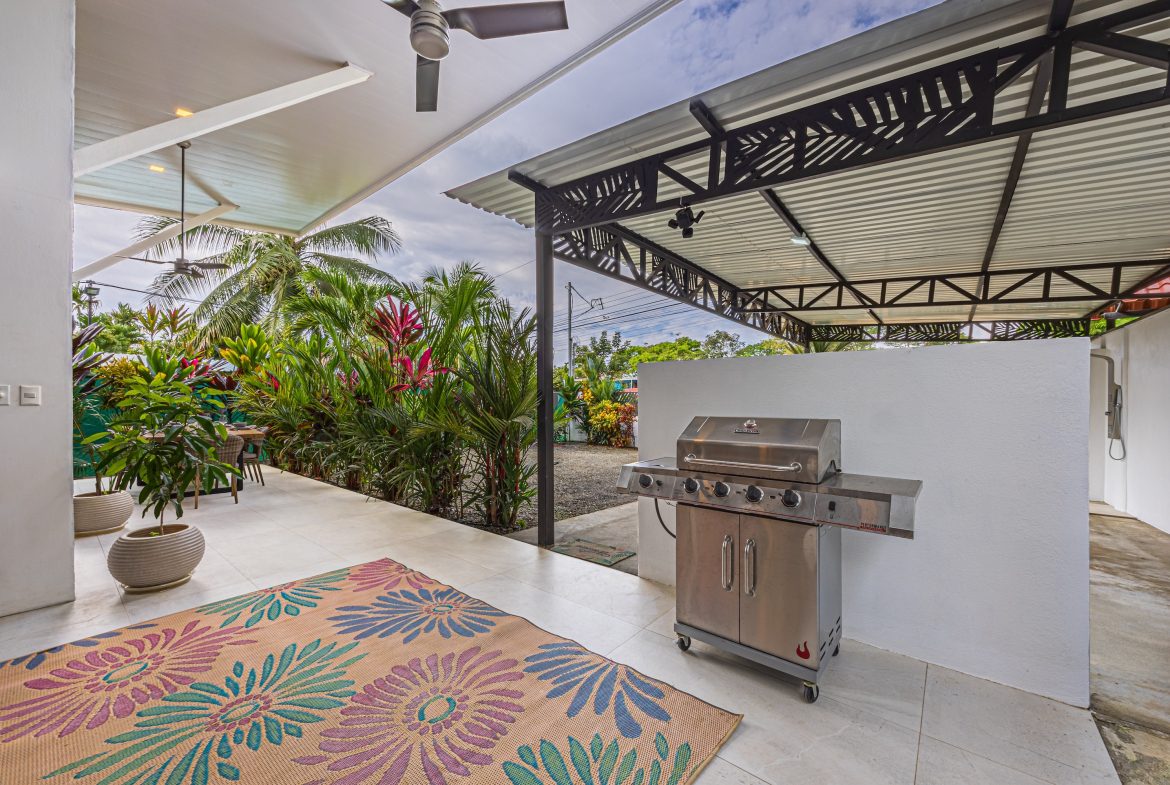 CASA TROPICAL PROPERTY WITH THREE BEDROOMS, IN BAHIA BALLENA CENTER – 0.12 ACRES