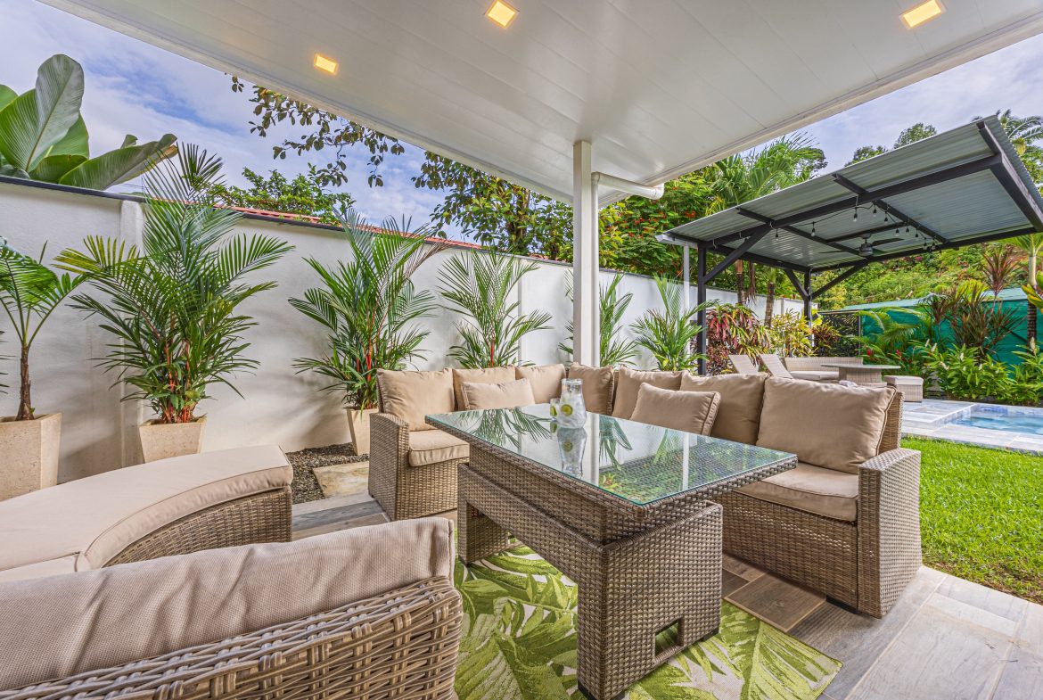 CASA TROPICAL PROPERTY WITH THREE BEDROOMS, IN BAHIA BALLENA CENTER – 0.12 ACRES