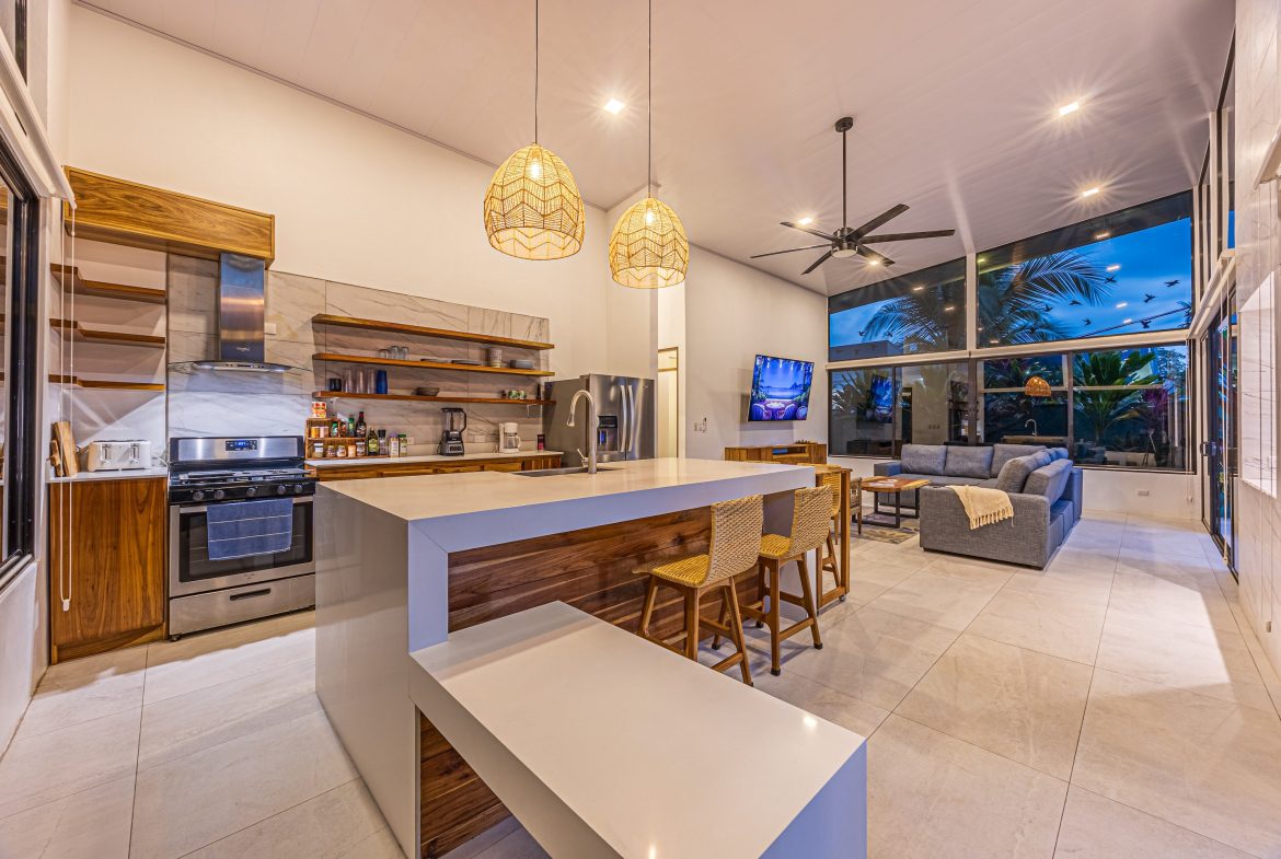 CASA TROPICAL PROPERTY WITH THREE BEDROOMS, IN BAHIA BALLENA CENTER – 0.12 ACRES