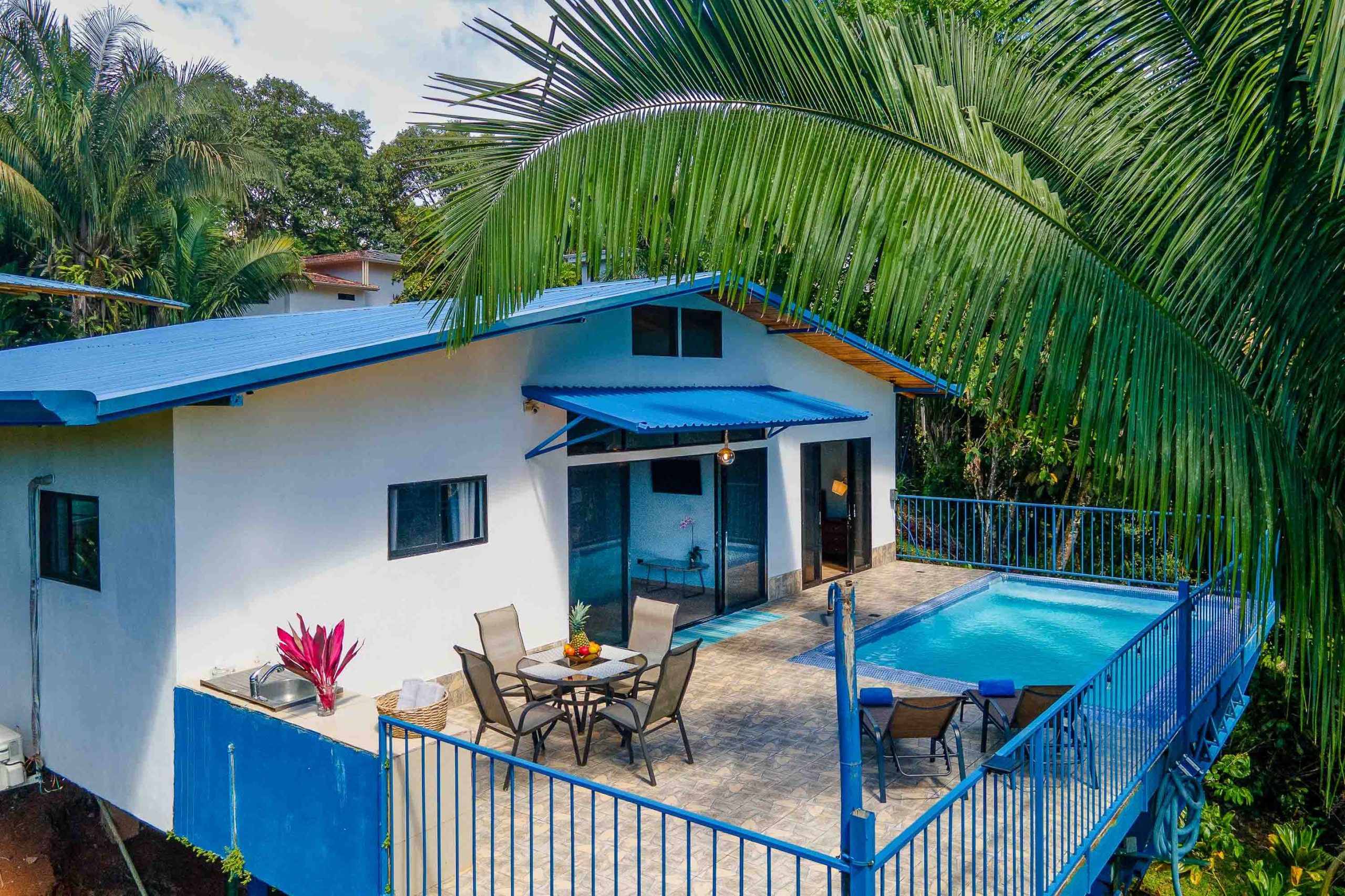 CASA CAYENA PROPERTY WITH THREE BEDROOM IN A GATED COMMUNITY, IN QUEPOS – 1.23 ACRES