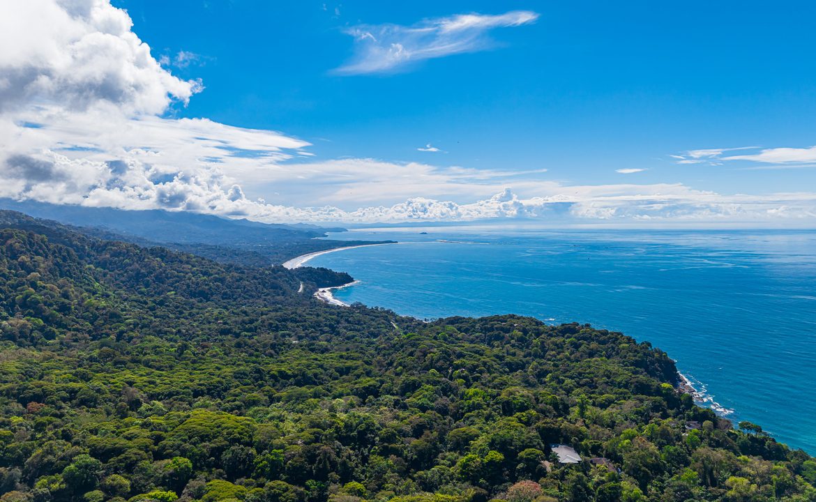 BUILDING PROPERTY WITH OCEAN VIEWS FRONT, IN ESCALERAS – 0.84 ACRES