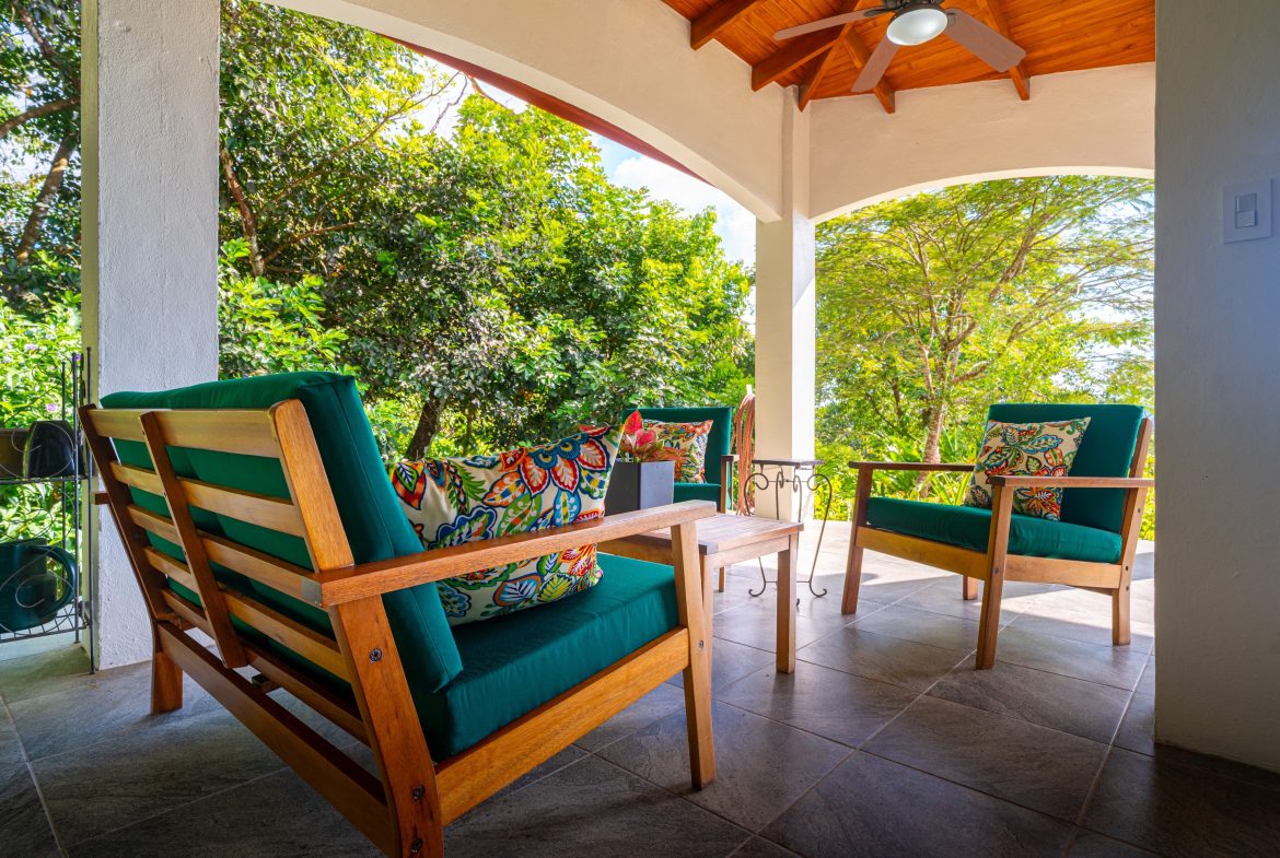 VILLA ALLAMANDA PROPERTY WITH THREE BEDROOM, AND SUNSET VIEWS, IN TRES RIOS – 4.4 ACRES