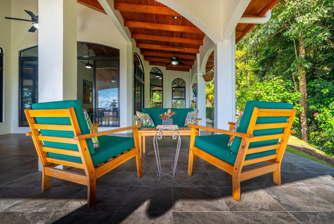 VILLA ALLAMANDA PROPERTY WITH THREE BEDROOM, AND SUNSET VIEWS, IN TRES RIOS – 4.4 ACRES