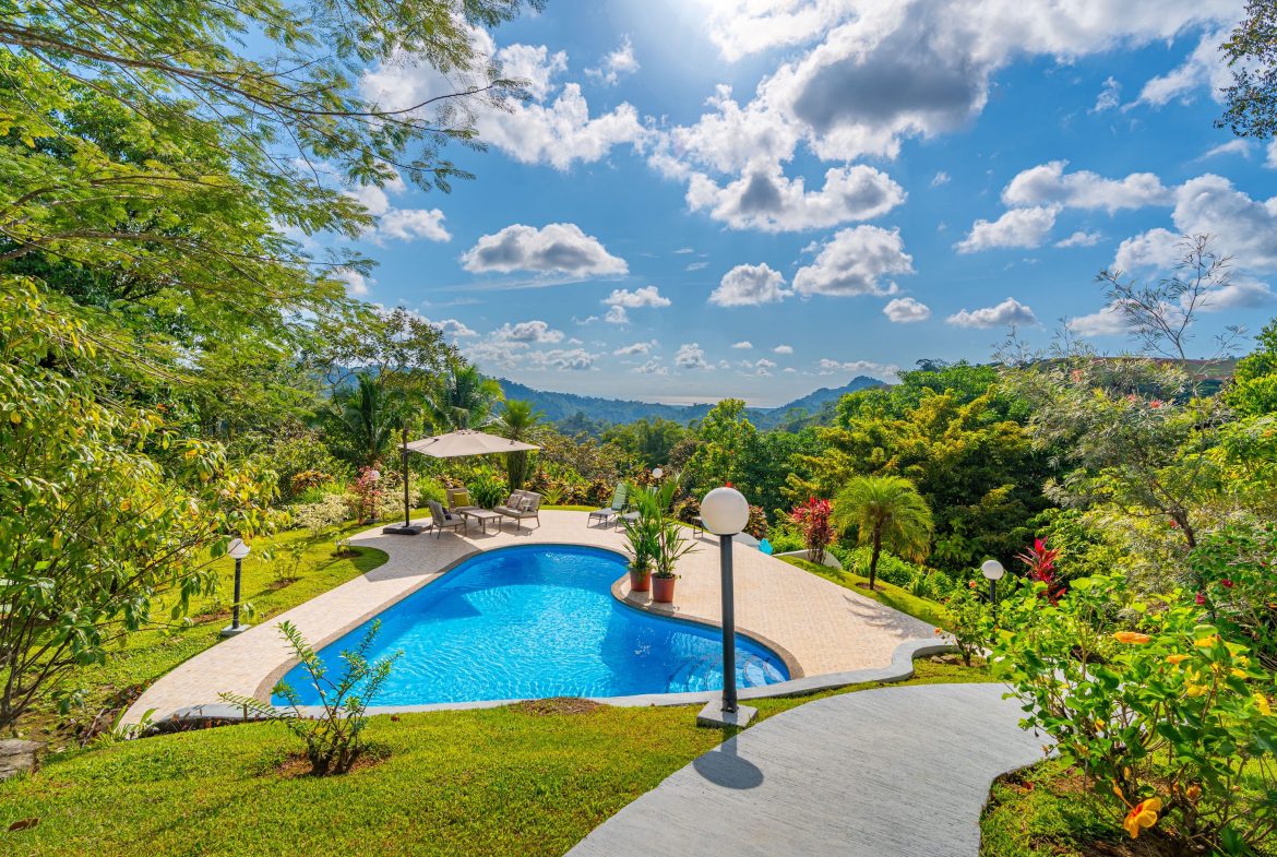 VILLA ALLAMANDA PROPERTY WITH THREE BEDROOM, AND SUNSET VIEWS, IN TRES RIOS – 4.4 ACRES