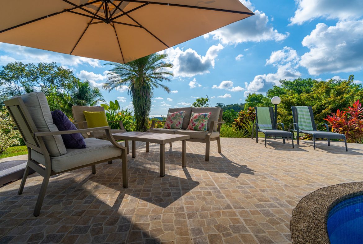 VILLA ALLAMANDA PROPERTY WITH THREE BEDROOM, AND SUNSET VIEWS, IN TRES RIOS – 4.4 ACRES