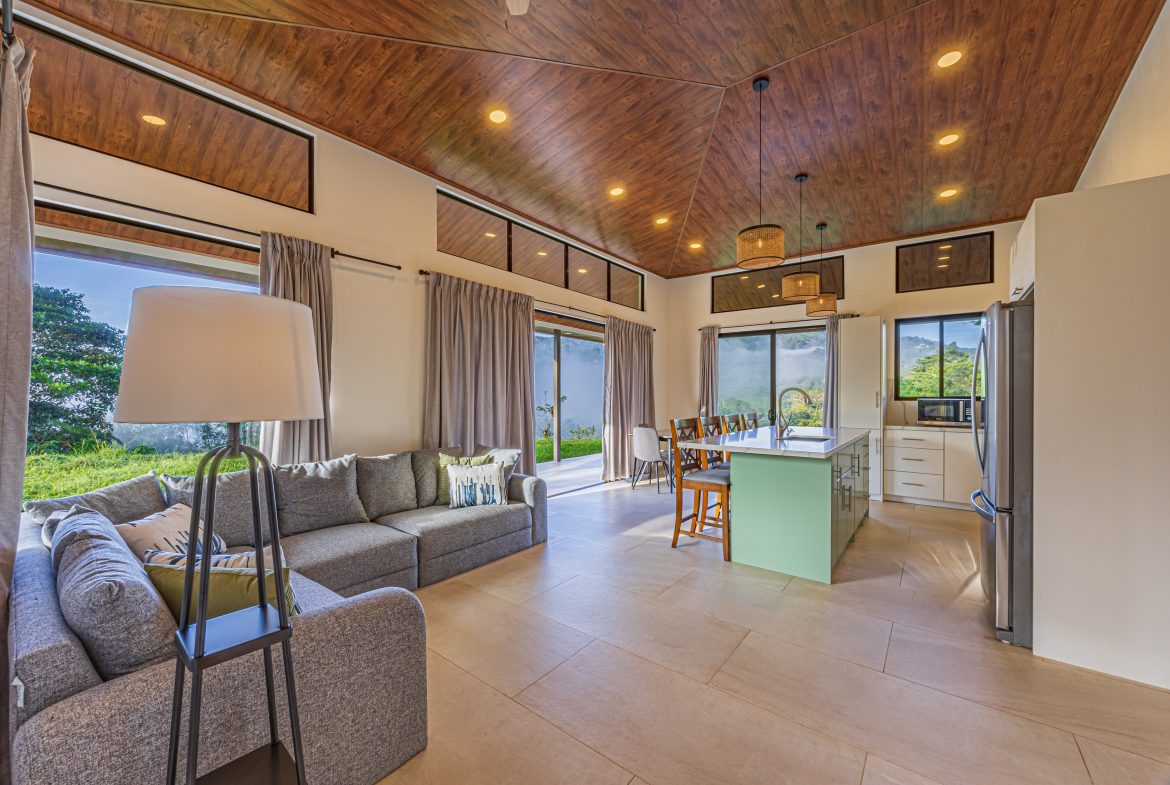 VIENTO LINDO MOUNTAIN PROPERTY  WITH MODERN FINISHES AND LARGE LAND WITH BEAUTIFUL VIEWS, IN TRES PIEDRAS – 5 ACRES