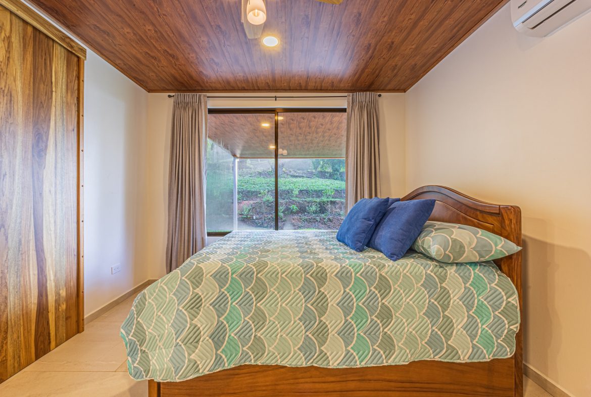 VIENTO LINDO MOUNTAIN PROPERTY  WITH MODERN FINISHES AND LARGE LAND WITH BEAUTIFUL VIEWS, IN TRES PIEDRAS – 5 ACRES