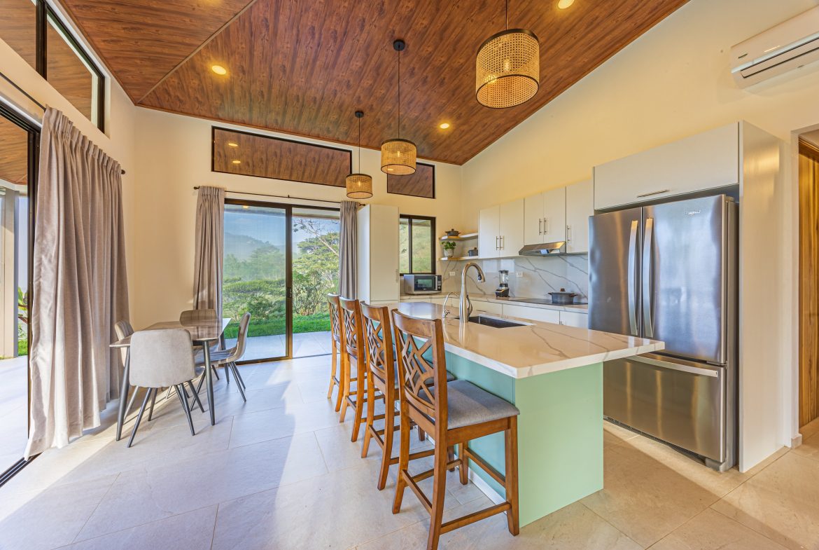 VIENTO LINDO MOUNTAIN PROPERTY  WITH MODERN FINISHES AND LARGE LAND WITH BEAUTIFUL VIEWS, IN TRES PIEDRAS – 5 ACRES