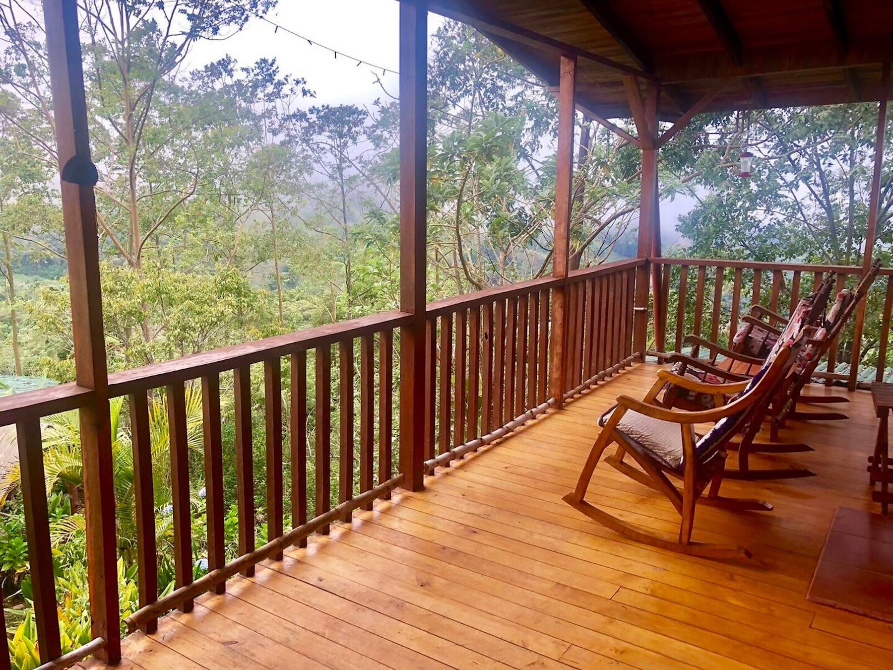 chirripo-valley-realty-san-gerardo-casa-de-nubes-balcony